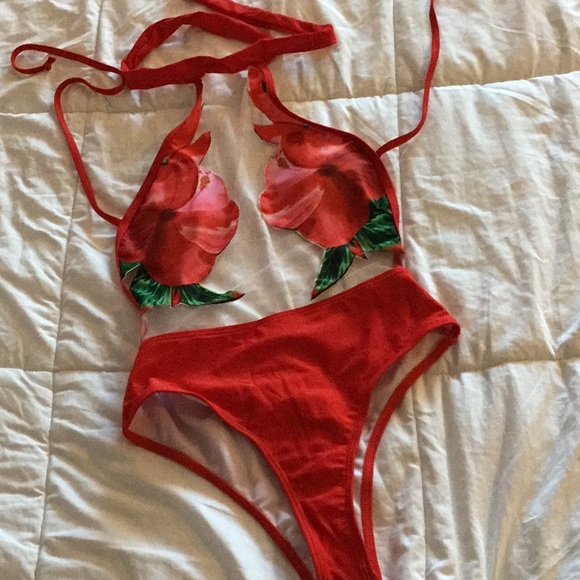 Bathing suit - Picture 2 of 4